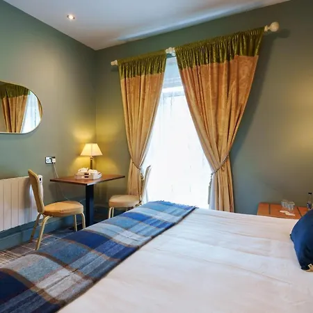 Topper's Guest 3* Carrick on Shannon