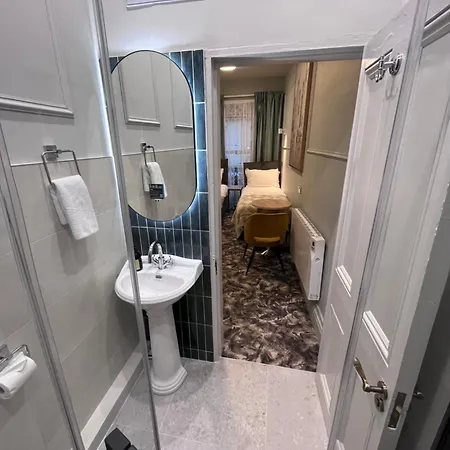 Topper's Guest Guest house 3*