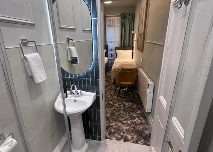 Topper's Guest Pensjonat 3*